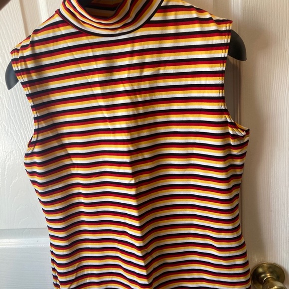❗️5X$30❗️ EXPRESS TRICOT-Striped Sleeveless Turtleneck Top - Picture 4 of 7